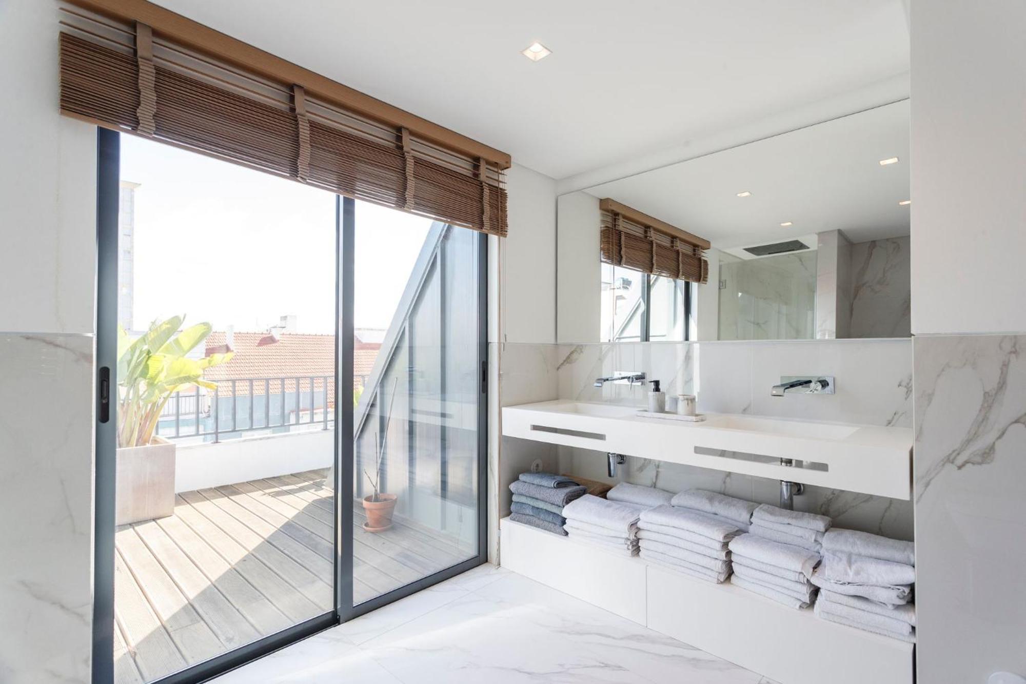 Luxury Suite With Balcony And Shared Accommodation In The Parque Eduardo VII Area Lisboa Εξωτερικό φωτογραφία
