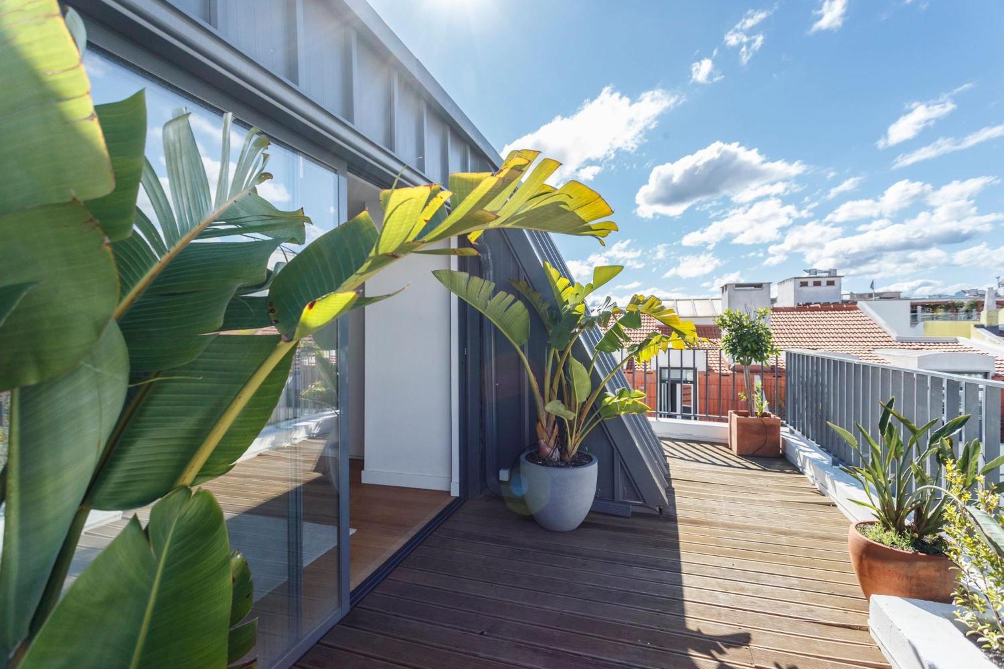 Luxury Suite With Balcony And Shared Accommodation In The Parque Eduardo VII Area Lisboa Εξωτερικό φωτογραφία