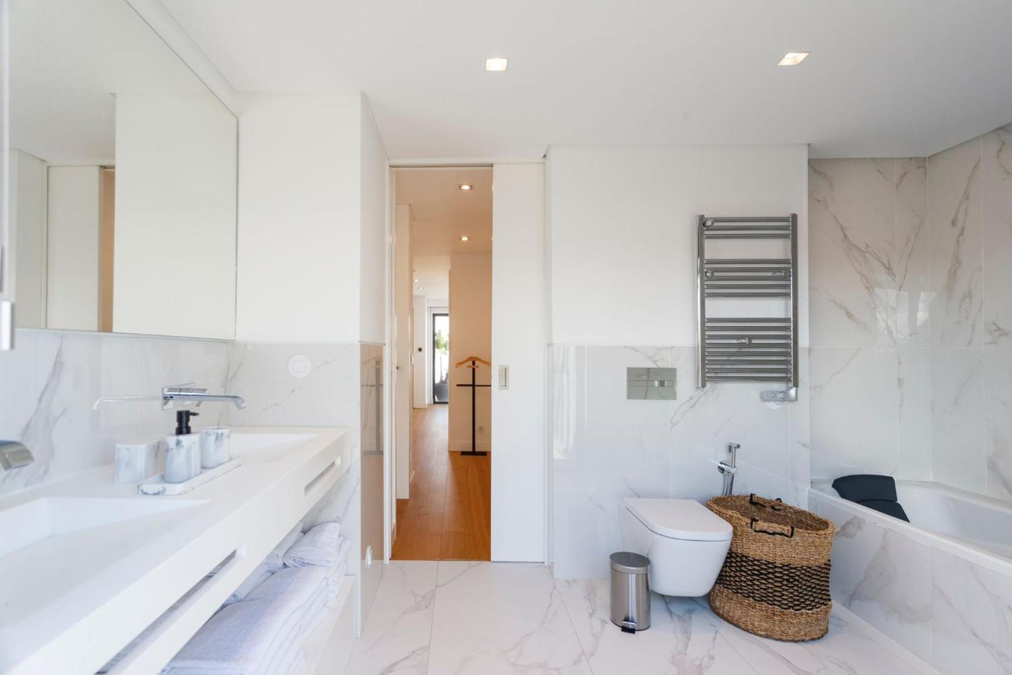 Luxury Suite With Balcony And Shared Accommodation In The Parque Eduardo VII Area Lisboa Εξωτερικό φωτογραφία